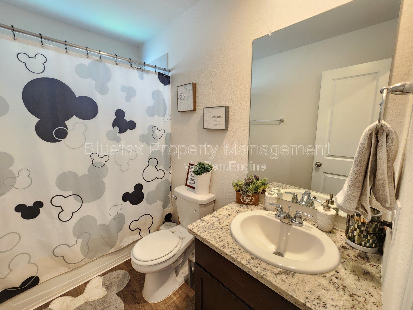 Cute 3 Bedroom Home Located in Whisper Falls with Great Amenity Center & Easy Access to Hwy 90 property image