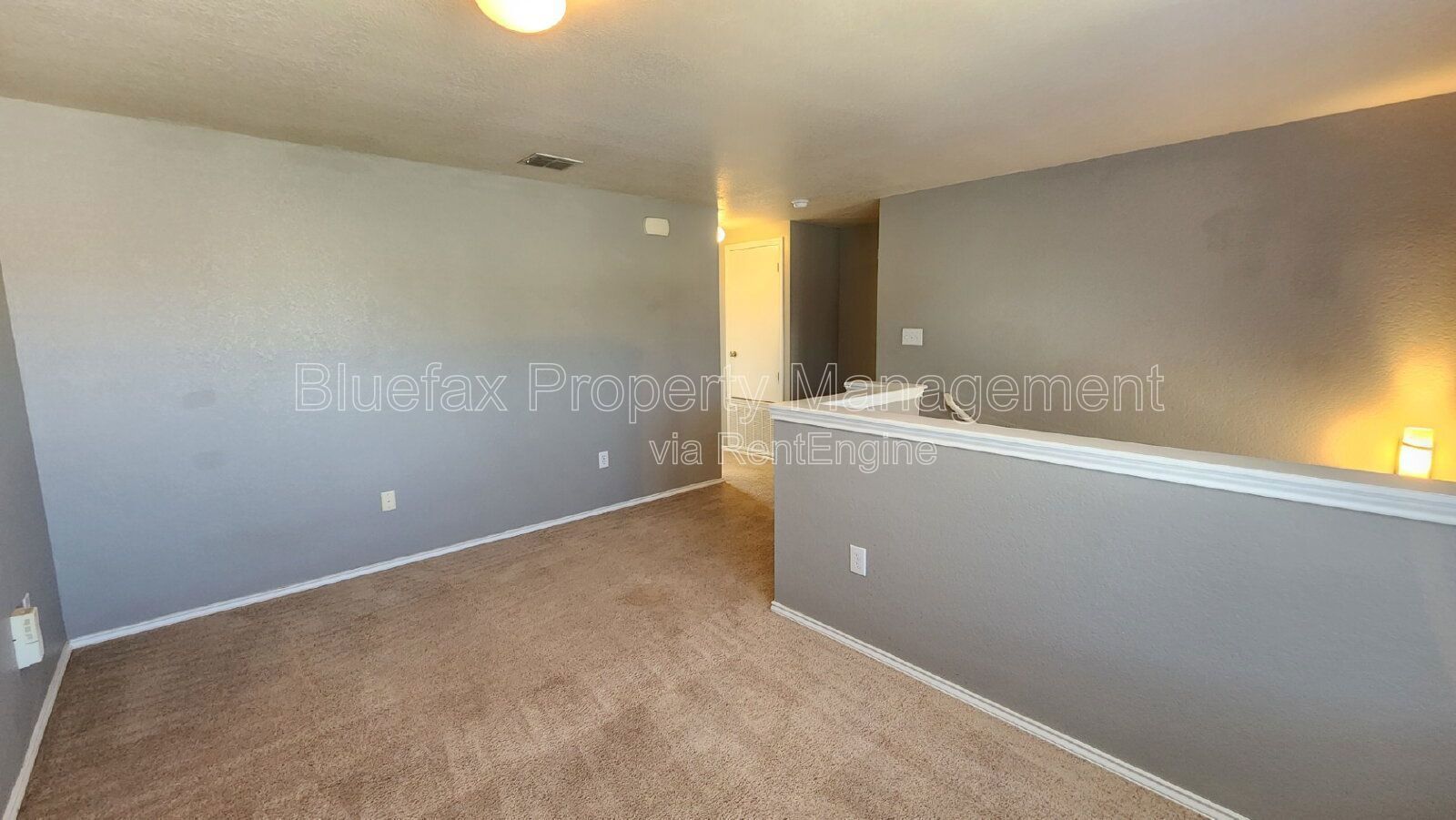 Day Sleeper Friendly 3 Bedroom Home with Easy access to Hwy 90, Loop 1604 & Lackland AFB. property image