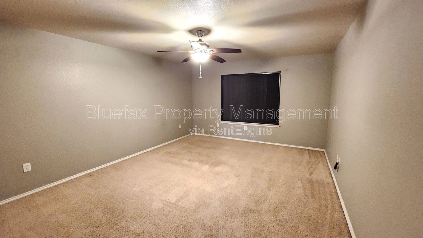 Day Sleeper Friendly 3 Bedroom Home with Easy access to Hwy 90, Loop 1604 & Lackland AFB. property image
