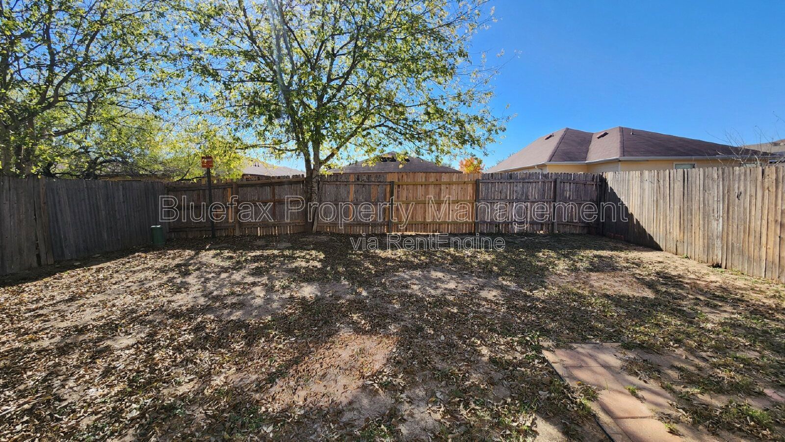 Day Sleeper Friendly 3 Bedroom Home with Easy access to Hwy 90, Loop 1604 & Lackland AFB. property image